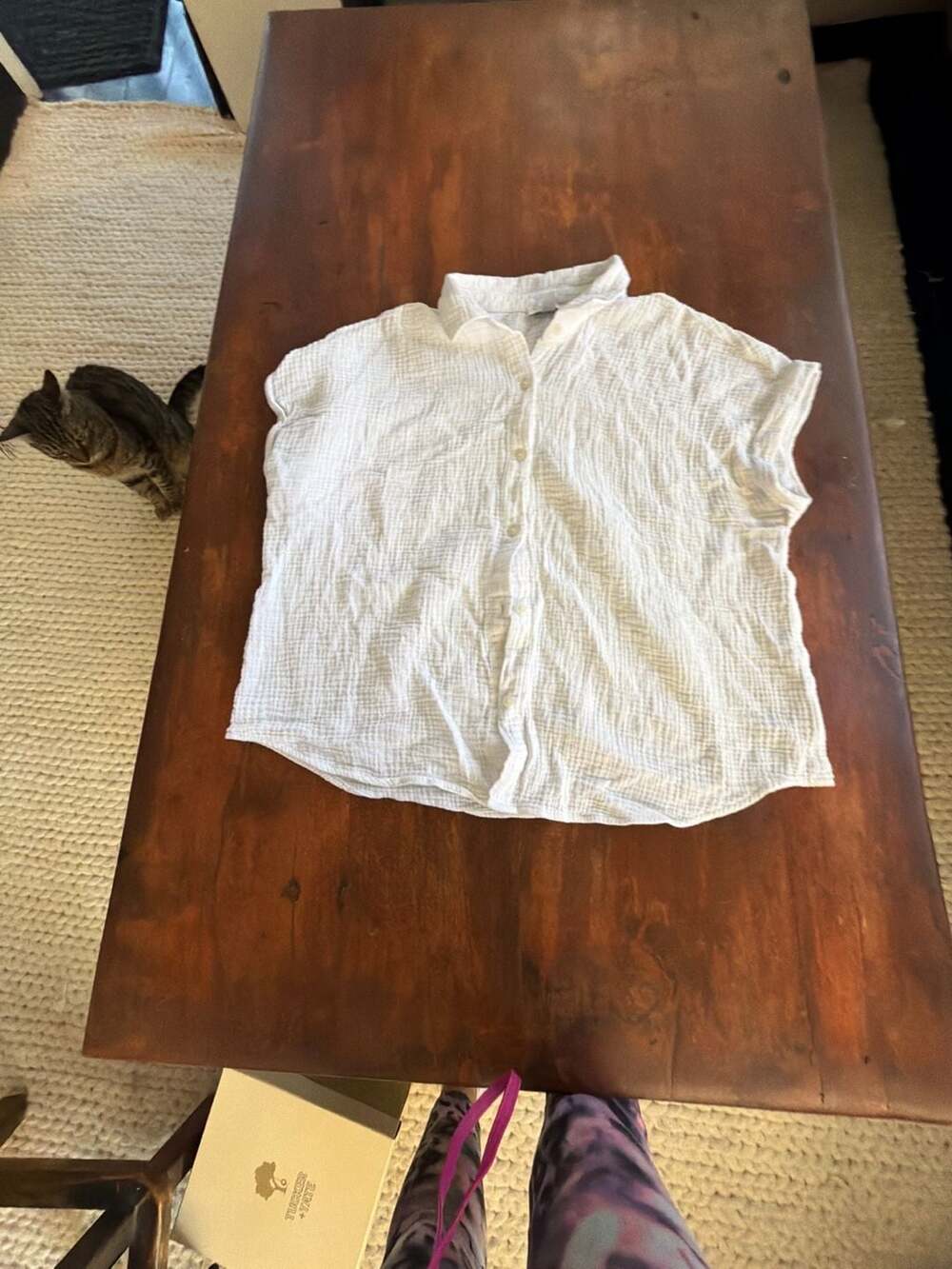 Jessica Simpson Women's White Short Sleeve Gauze Button-Down Shirt